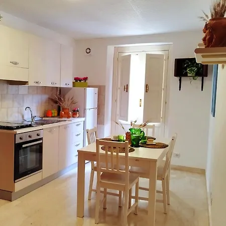 Liz House Апартаменты *