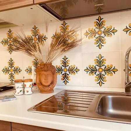 Апартаменты Liz House