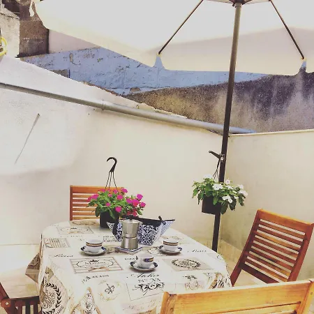 Liz House Апартаменты